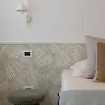 Apartamento Foscolo46 - Elegante E Luminoso - Naonbnb *