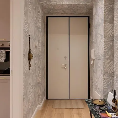 Foscolo46 - Elegante E Luminoso - Naonbnb Appartamento