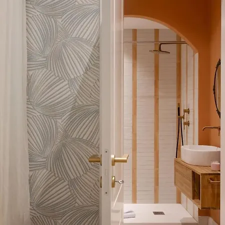 Foscolo46 - Elegante E Luminoso - Naonbnb * Trieste