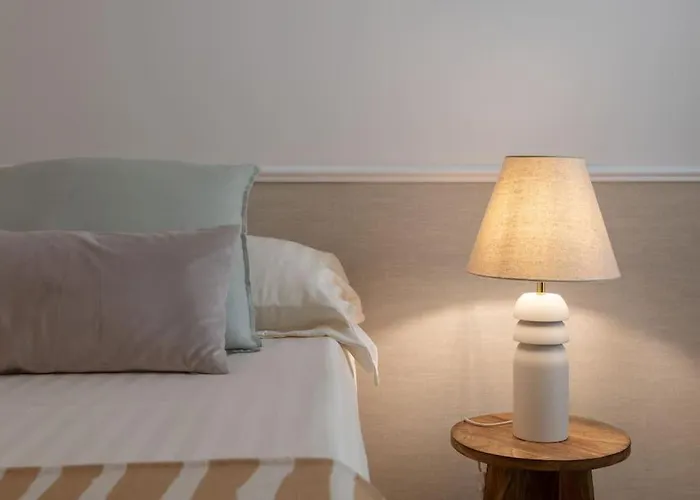 아파트 Foscolo46 - Elegante E Luminoso - Naonbnb *