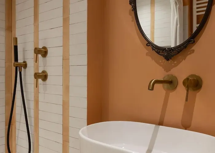 Foscolo46 - Elegante E Luminoso - Naonbnb