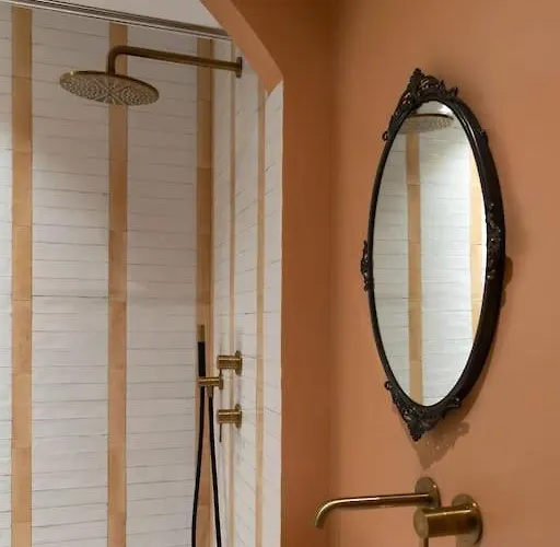 Foscolo46 - Elegante E Luminoso - Naonbnb Appartement Trieste