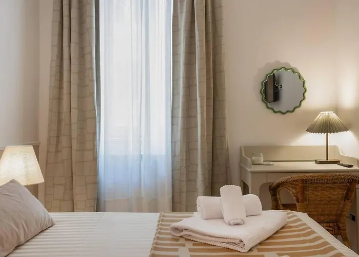 Foscolo46 - Elegante E Luminoso - Naonbnb *