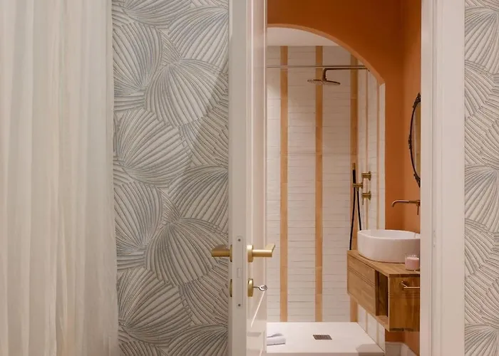 Foscolo46 - Elegante E Luminoso - Naonbnb * 트리에스테